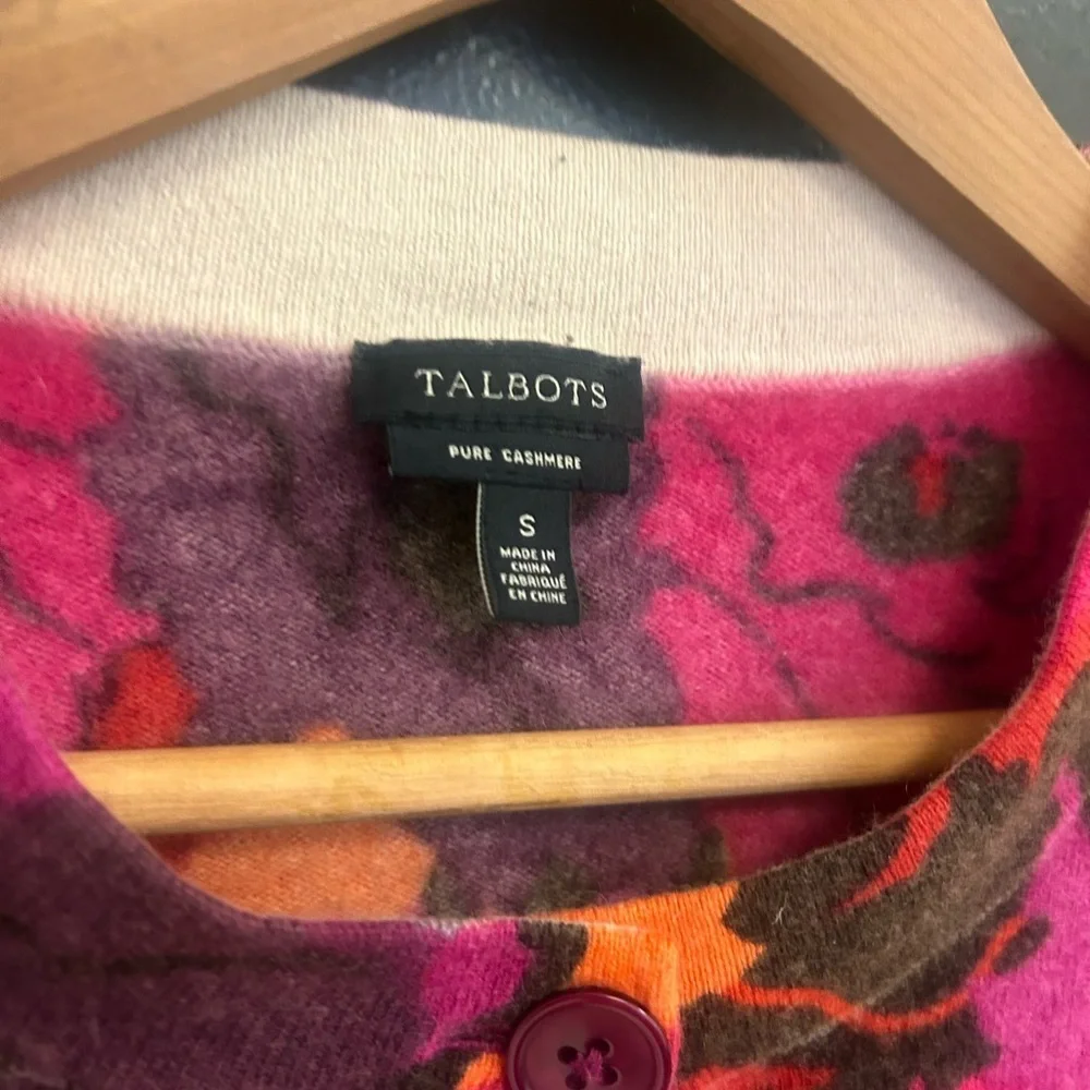 Talbots S Cashmere Floral Button-Up Cardigan in EUC perfect for wedding cover up - Picture 4 of 9